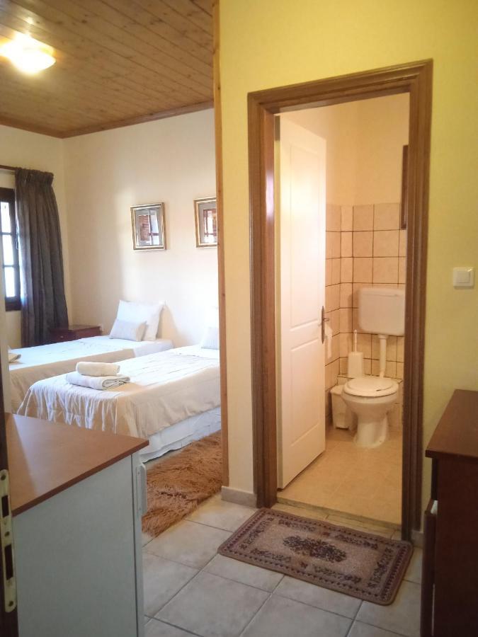 Thiamis Guesthouse Doliana Exterior photo
