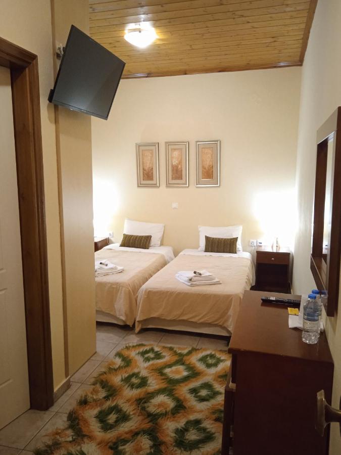 Thiamis Guesthouse Doliana Exterior photo