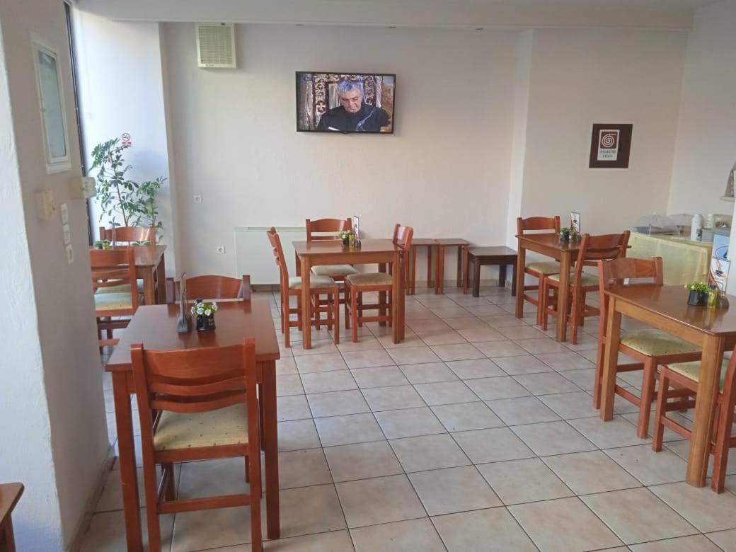 Thiamis Guesthouse Doliana Exterior photo